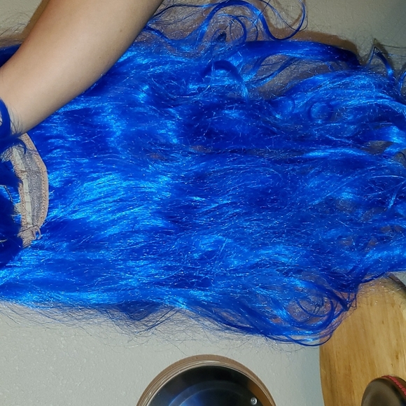 Blue long wig - Picture 7 of 10